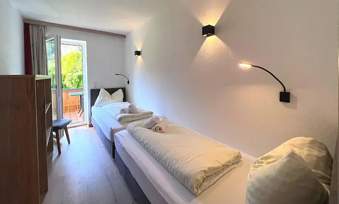 Zweibettzimmer-Familienapartment-2-
