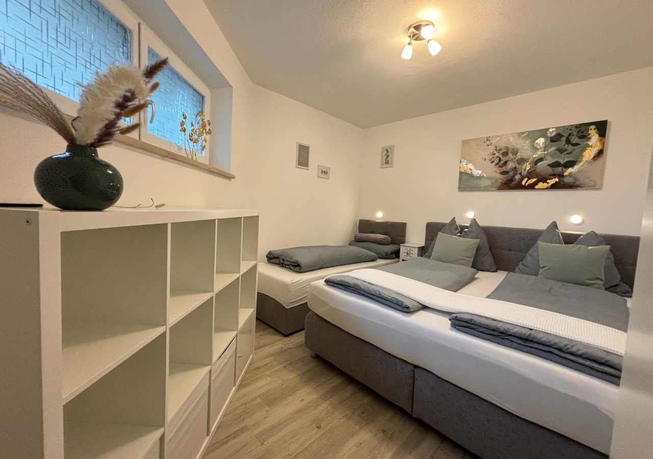 Schlafzimmer Viola 1 für 3 Personen