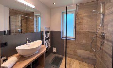 Modern bathrooms in apartments in Altenmarkt